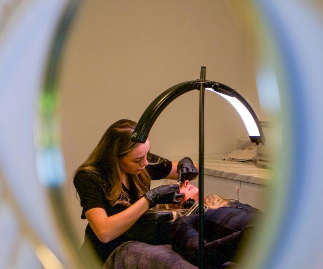 icropigmentacion cejas,ojo, labios